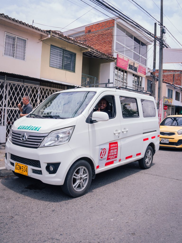 Renault Logan 2022 — Caja mecánica